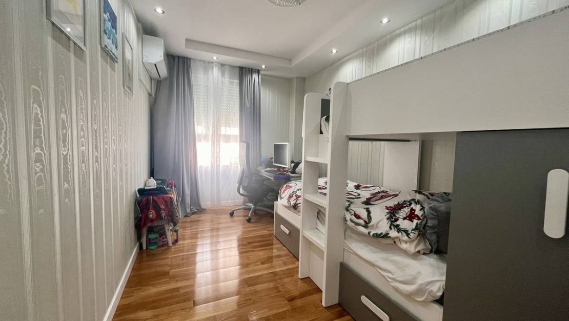 Venta - Apartment - Torrevieja - Torrevieja Centro