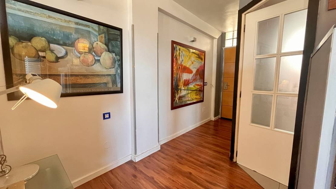 Venta - Apartment - Torrevieja - Torrevieja Centro