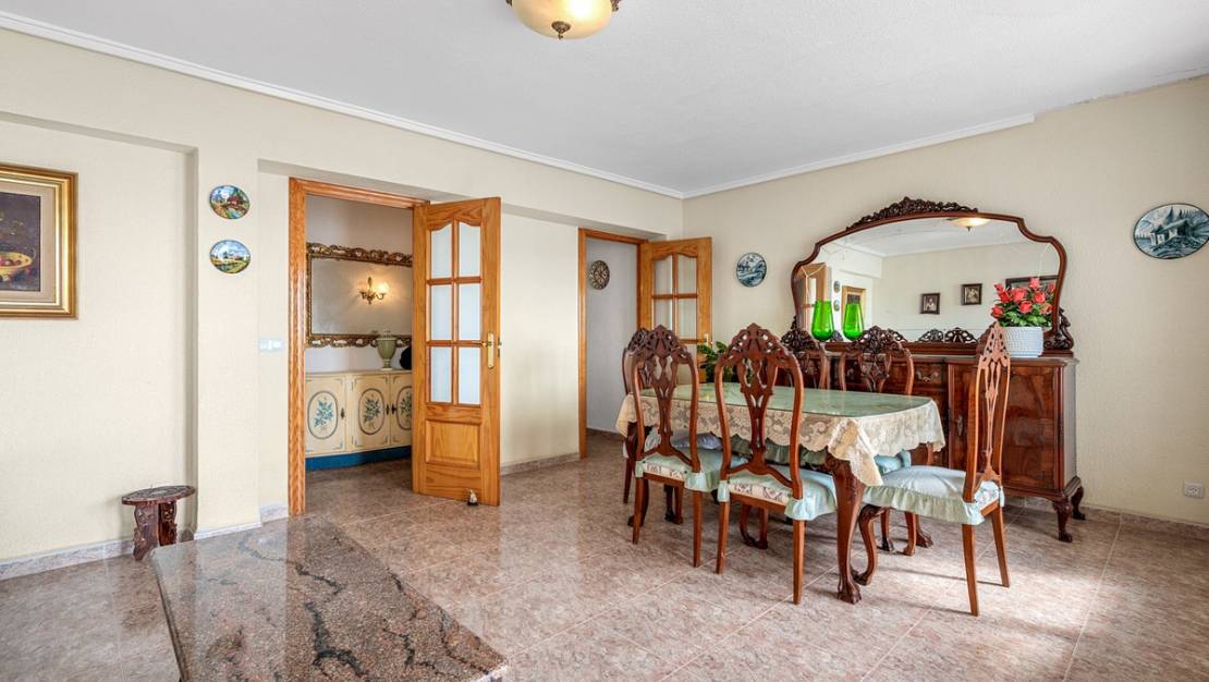 Venta - Apartment - Torrevieja - Torrevieja Centro