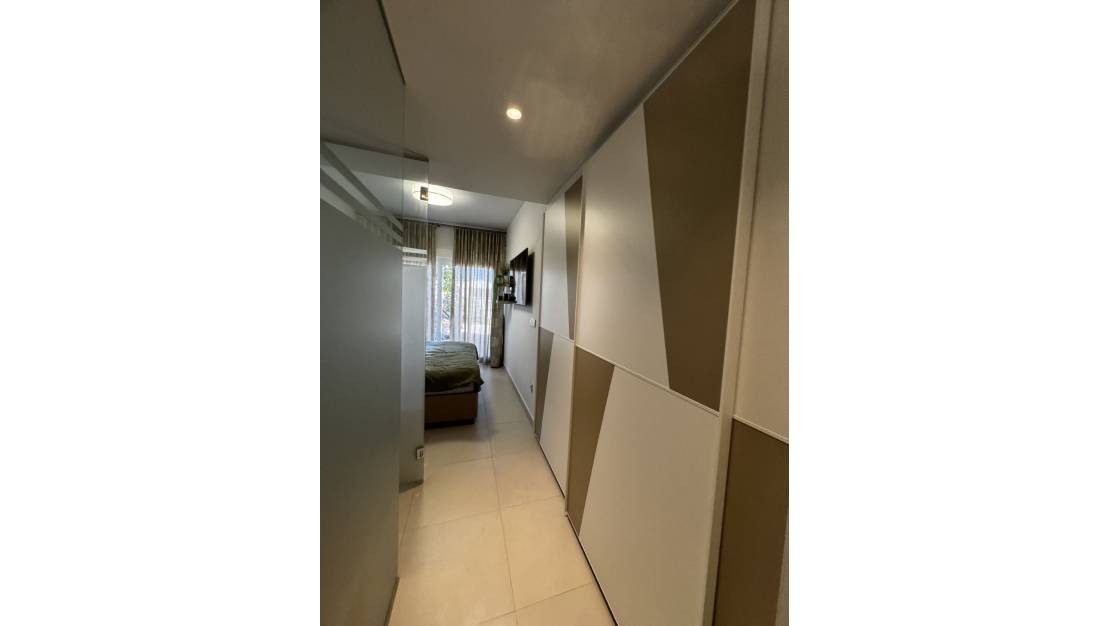 Venta - Apartment - Torrevieja - Torrevieja Centro