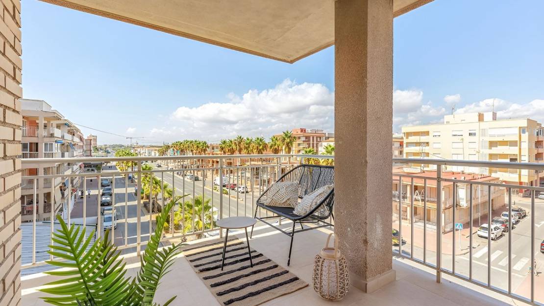 Venta - Apartment - Torrevieja - Torrevieja Centro