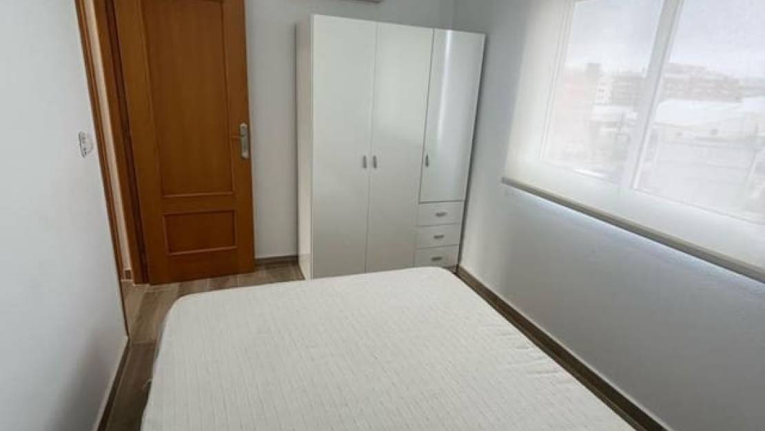 Venta - Apartment - Torrevieja - Torrevieja Centro