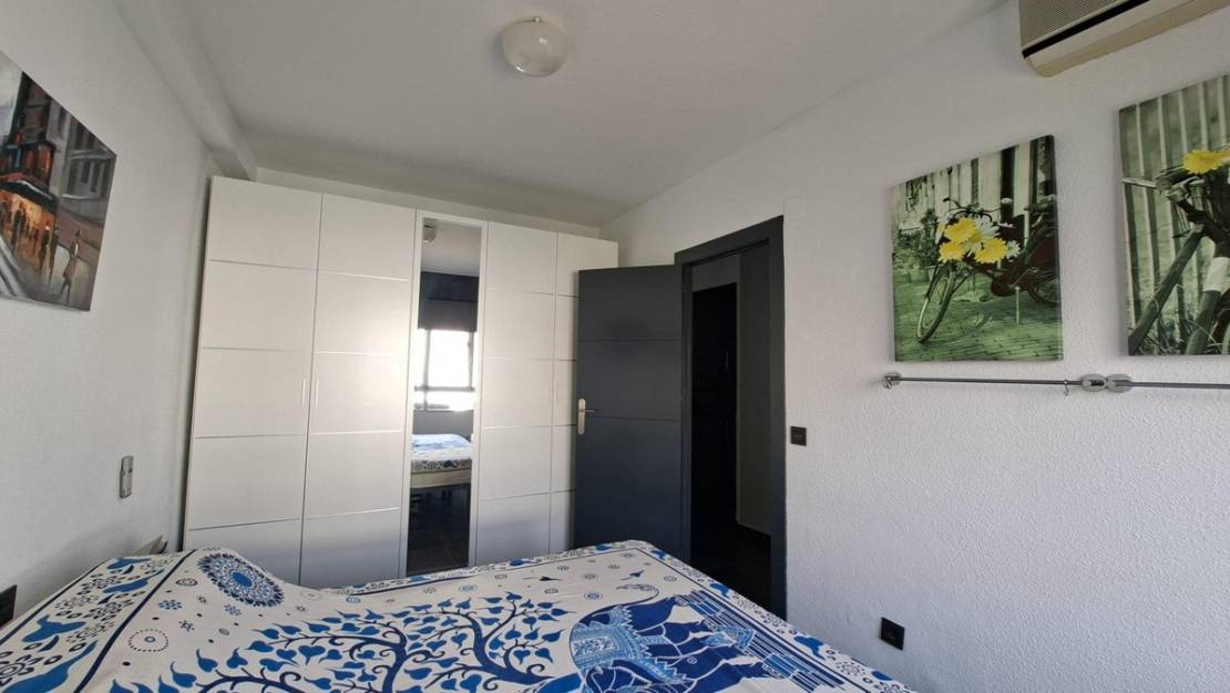 Venta - Apartment - Torrevieja - Torrevieja Centro