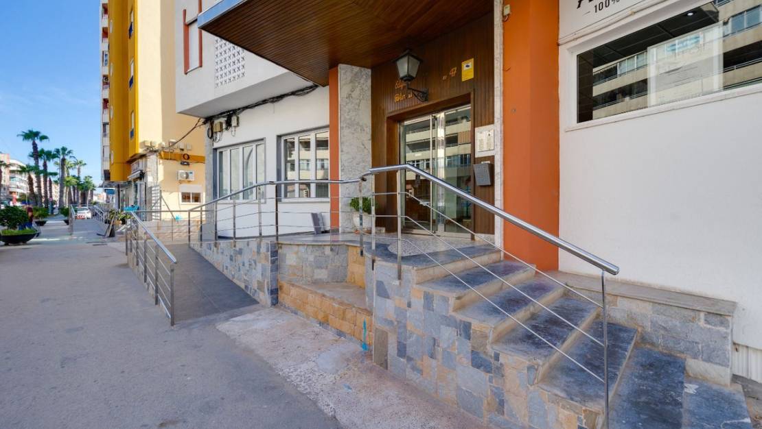 Venta - Apartment - Torrevieja - Torrevieja Centro