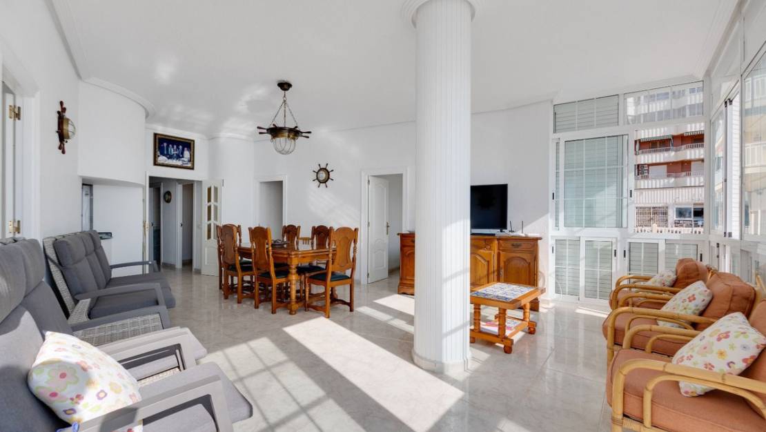 Venta - Apartment - Torrevieja - Torrevieja Centro