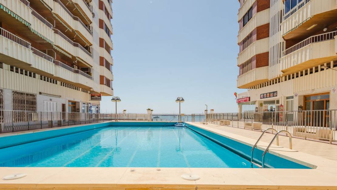 Venta - Apartment - Torrevieja - Torrevieja Centro