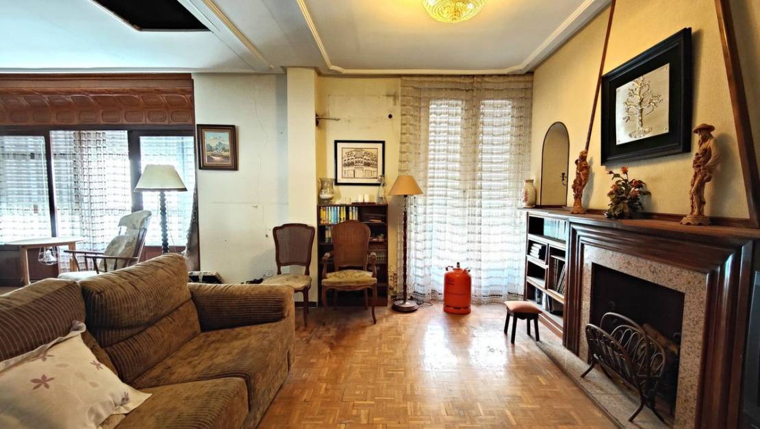 Venta - Apartment - Torrevieja - Torrevieja Centro