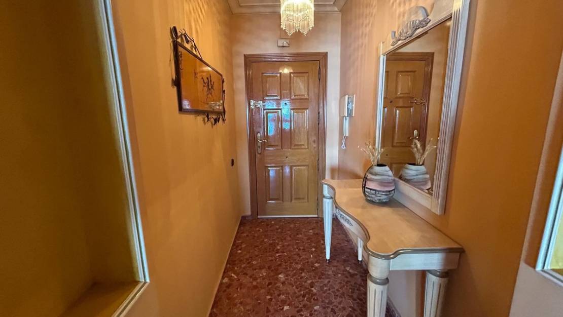 Venta - Apartment - Torrevieja - Torrevieja Centro