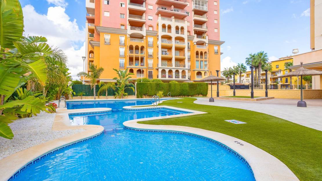 Venta - Apartment - Torrevieja - Torrevieja Centro