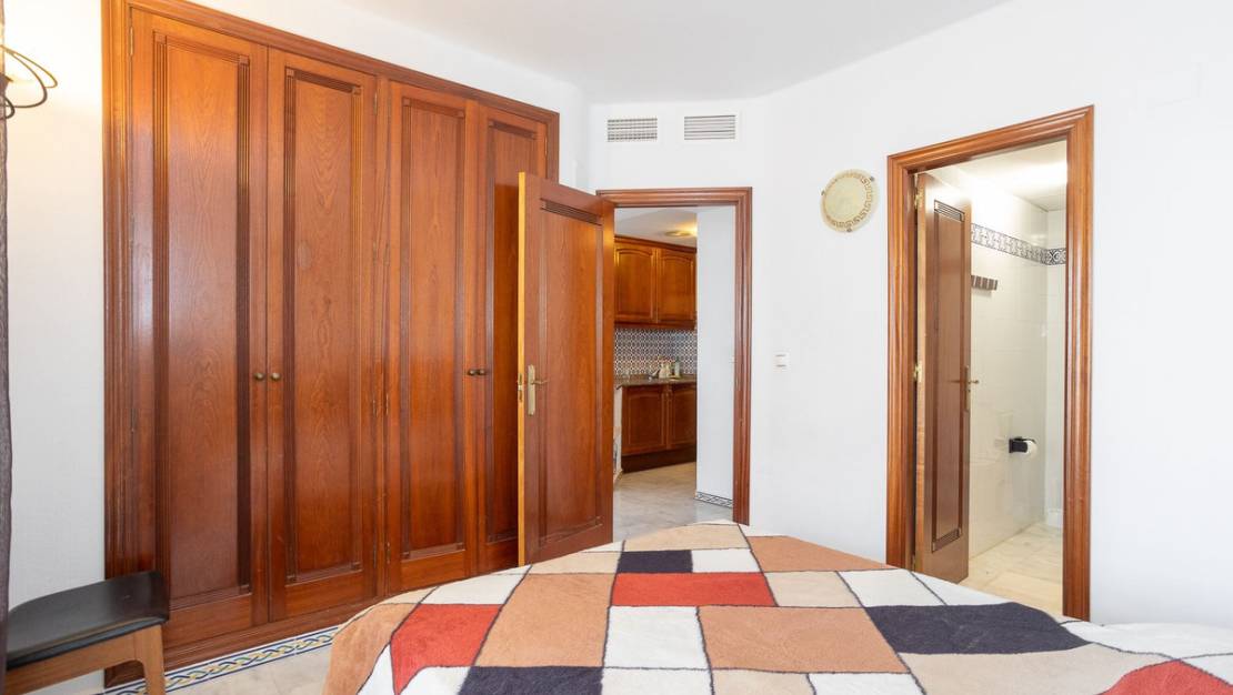Venta - Apartment - Torrevieja - Torrevieja Centro