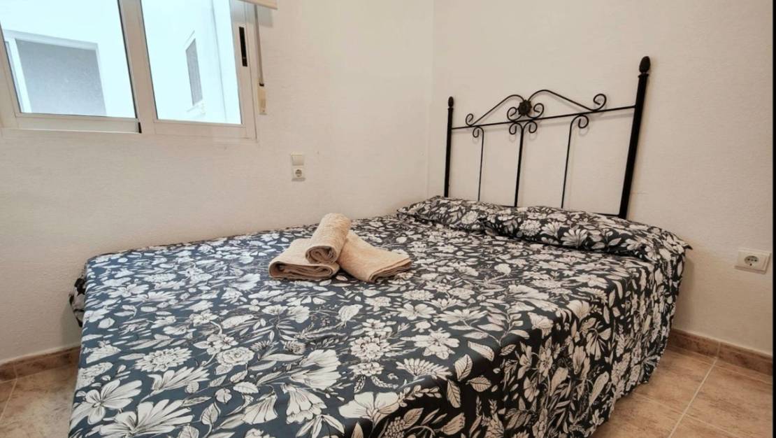 Venta - Apartment - Torrevieja - Torrevieja Centro