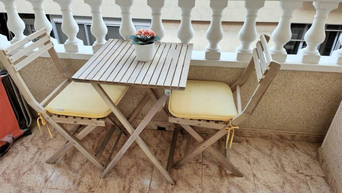 Venta - Apartment - Torrevieja - Torrevieja Centro