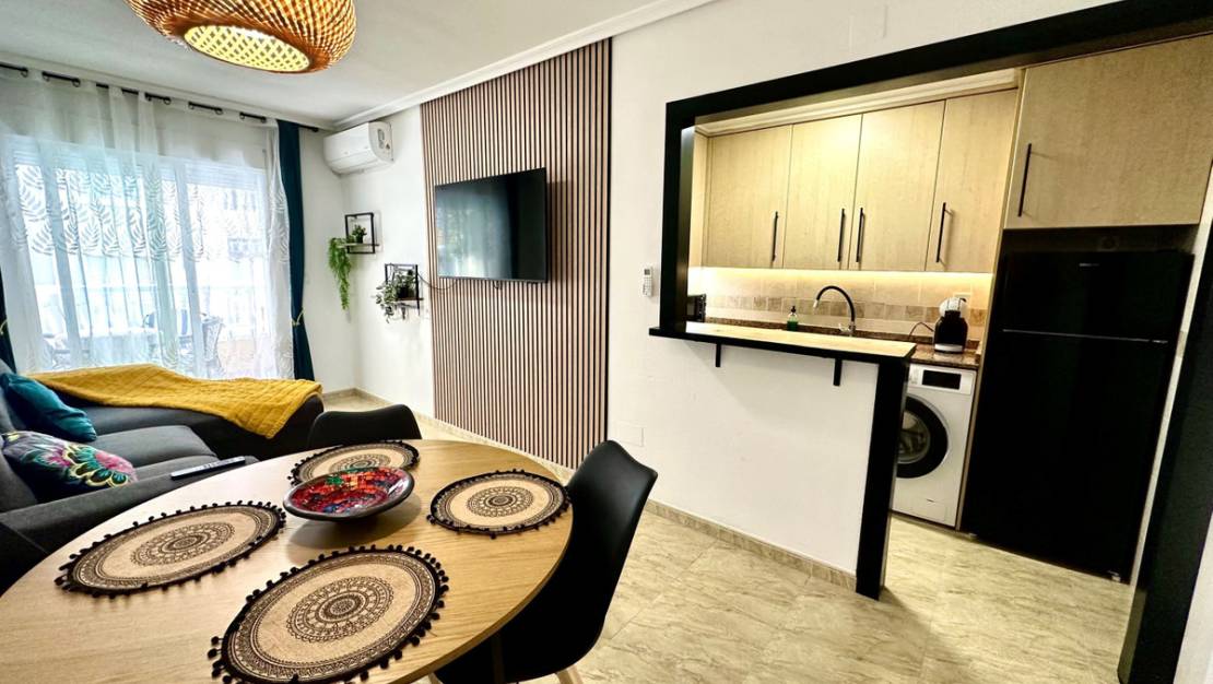 Venta - Apartment - Torrevieja - Torrevieja Centro