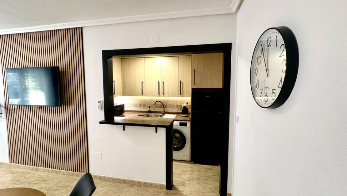 Venta - Apartment - Torrevieja - Torrevieja Centro