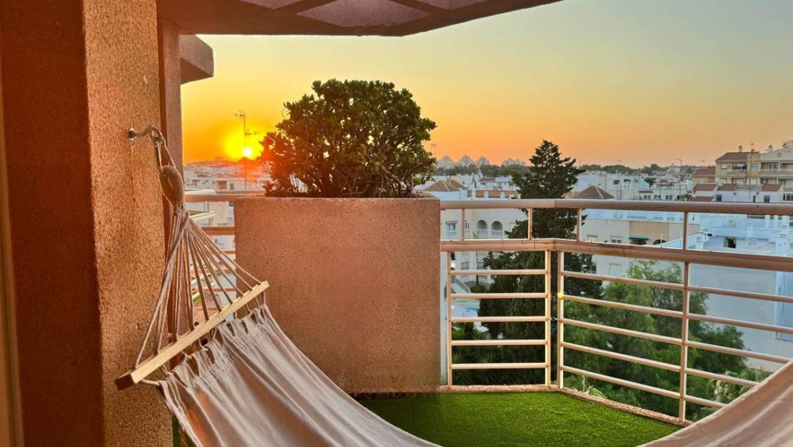 Venta - Apartment - Torrevieja - Torrevieja Centro