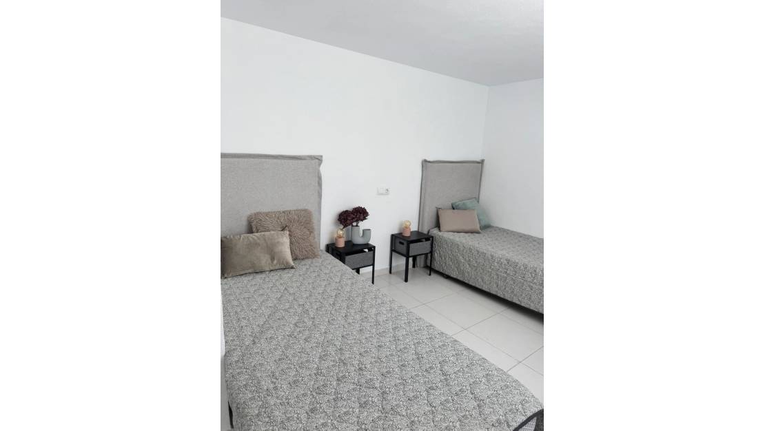 Venta - Apartment - Torrevieja - Torrevieja Centro