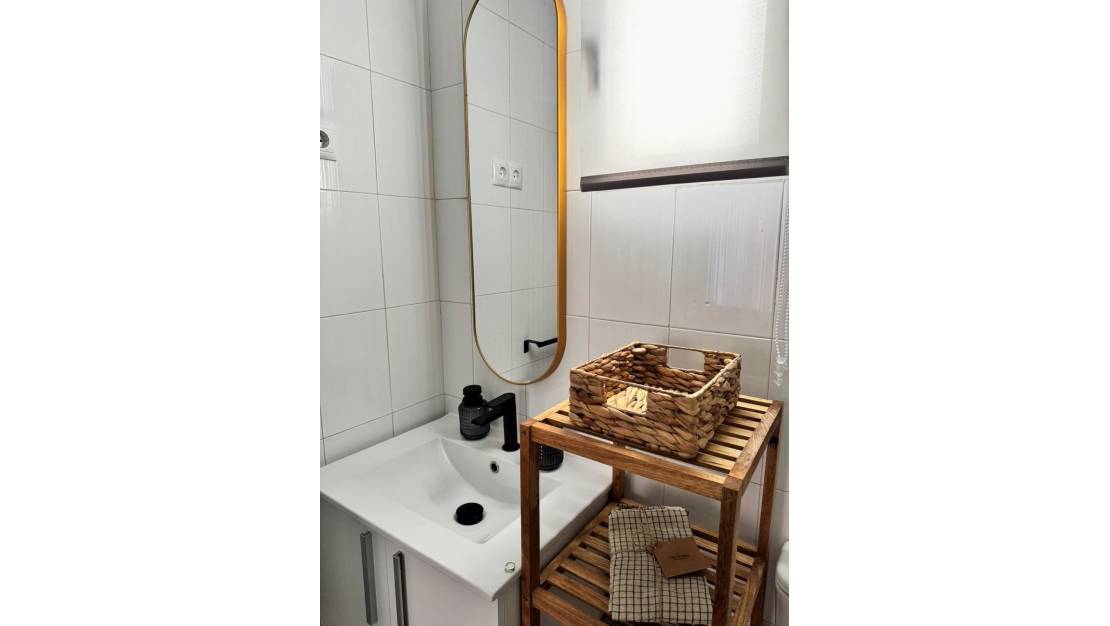 Venta - Apartment - Torrevieja - Torrevieja Centro