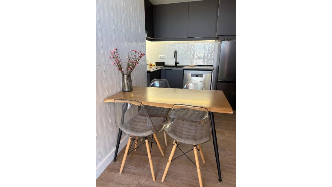 Venta - Apartment - Torrevieja - Torrevieja Centro