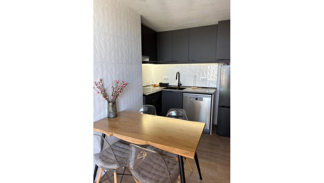 Venta - Apartment - Torrevieja - Torrevieja Centro