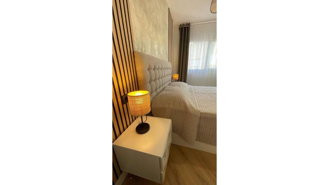 Venta - Apartment - Torrevieja - Torrevieja Centro