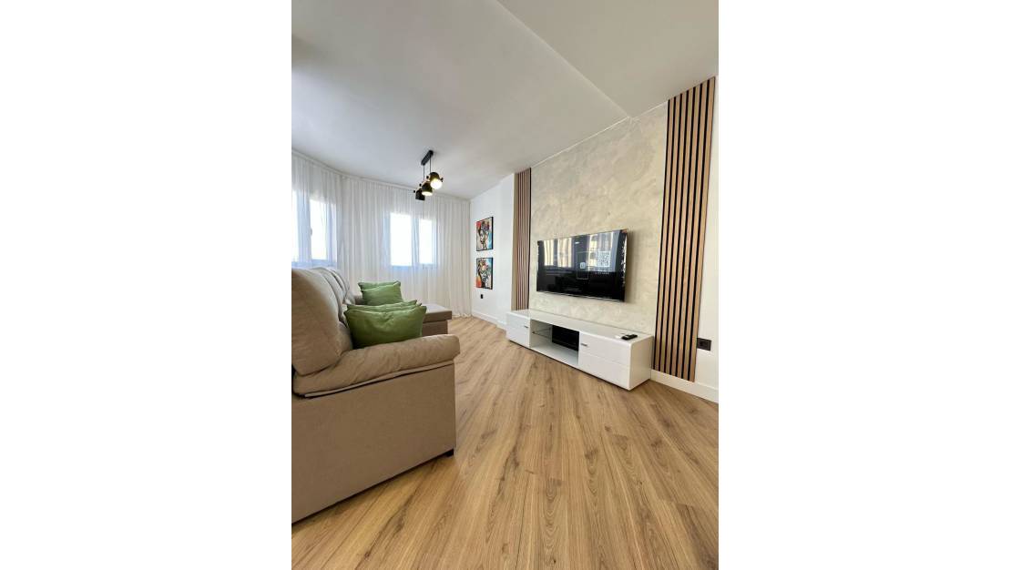 Venta - Apartment - Torrevieja - Torrevieja Centro