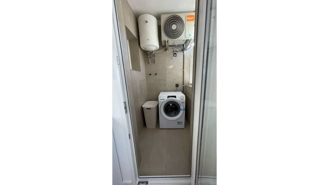 Venta - Apartment - Torrevieja - Torrevieja Centro