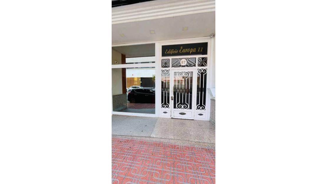 Venta - Apartment - Torrevieja - Torrevieja Centro