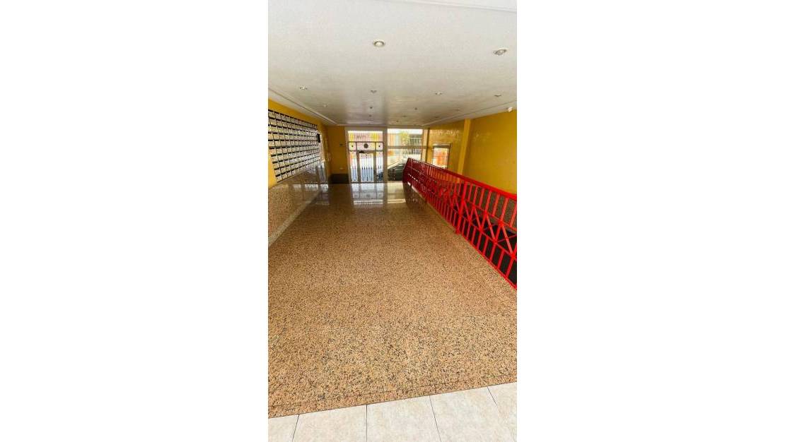 Venta - Apartment - Torrevieja - Torrevieja Centro