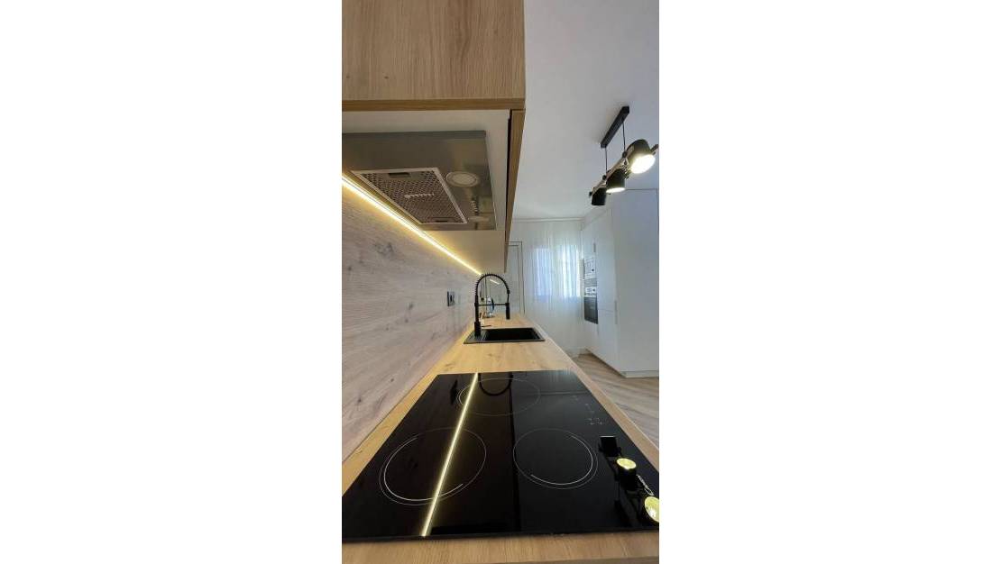 Venta - Apartment - Torrevieja - Torrevieja Centro