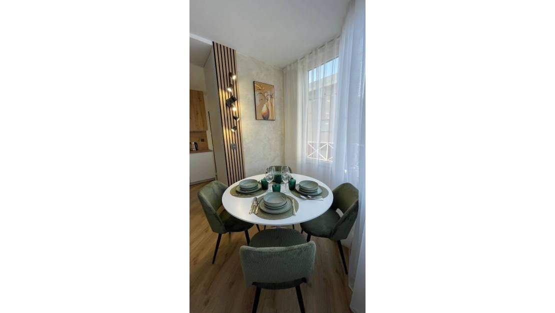 Venta - Apartment - Torrevieja - Torrevieja Centro