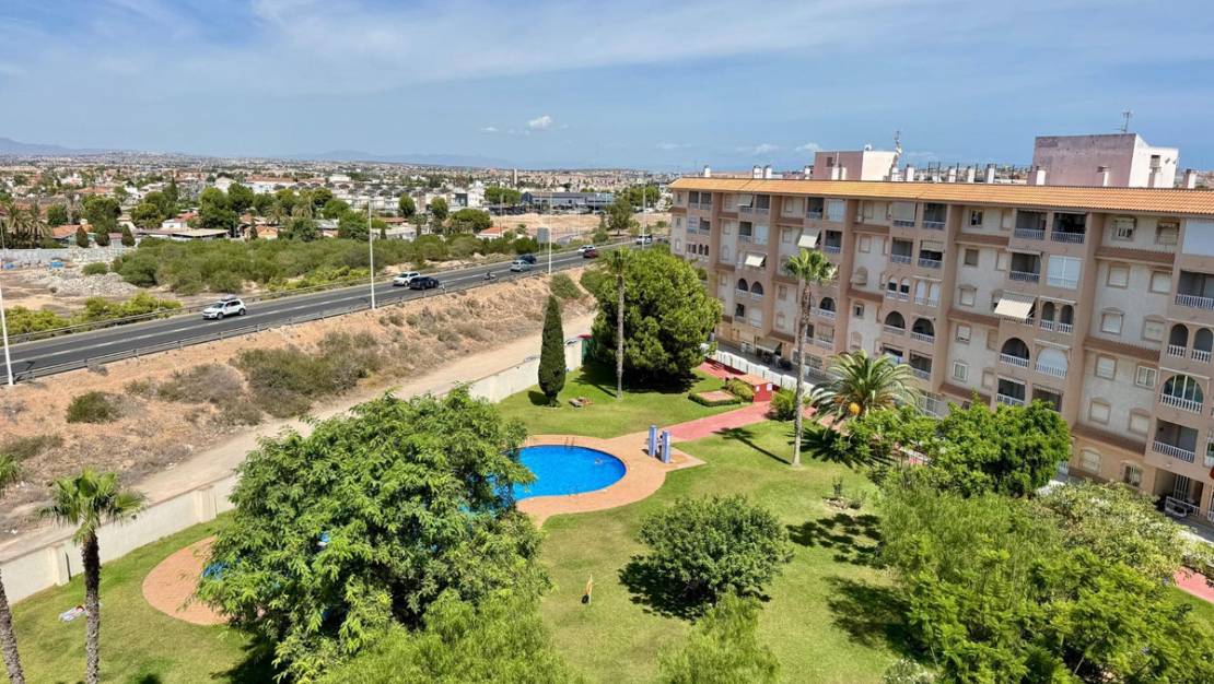 Venta - Apartment - Torrevieja - Torrevieja Centro