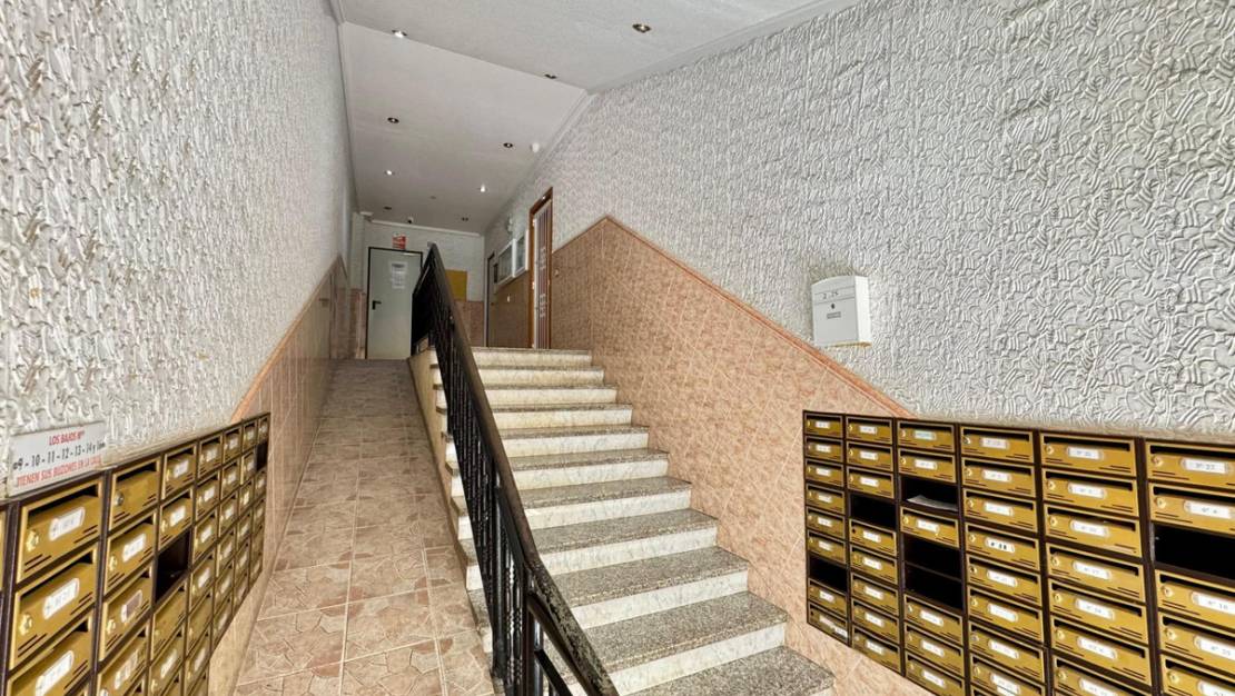 Venta - Apartment - Torrevieja - Torrevieja Centro