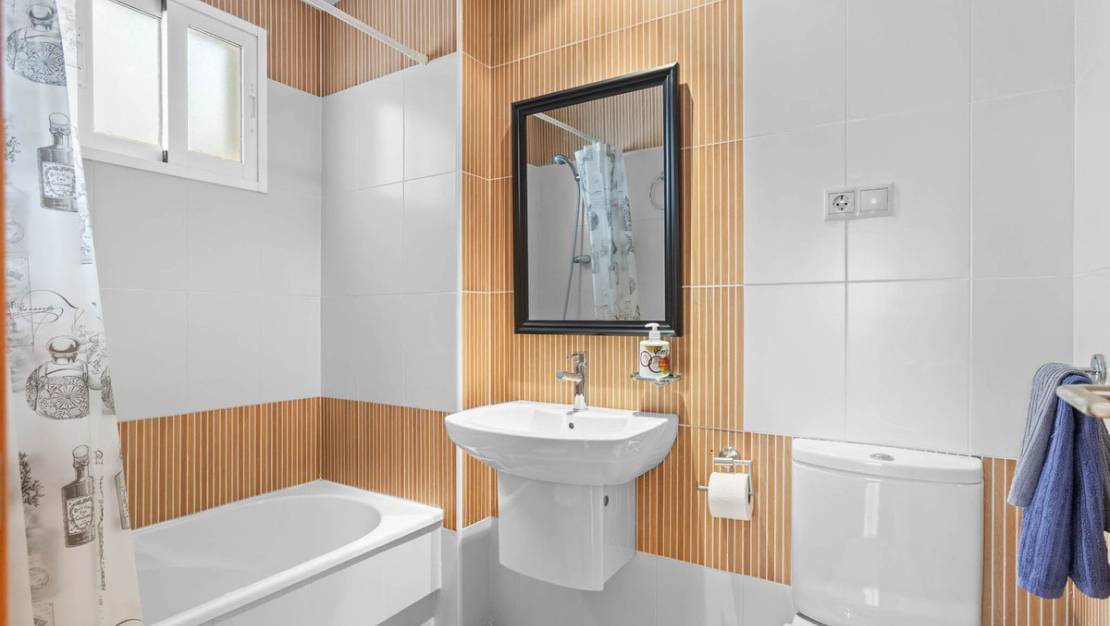 Venta - Apartment - Torrevieja - Torrevieja Centro