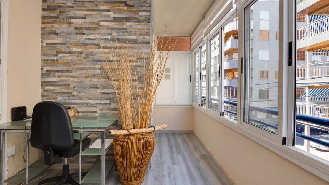 Venta - Apartment - Torrevieja - Torrevieja Centro