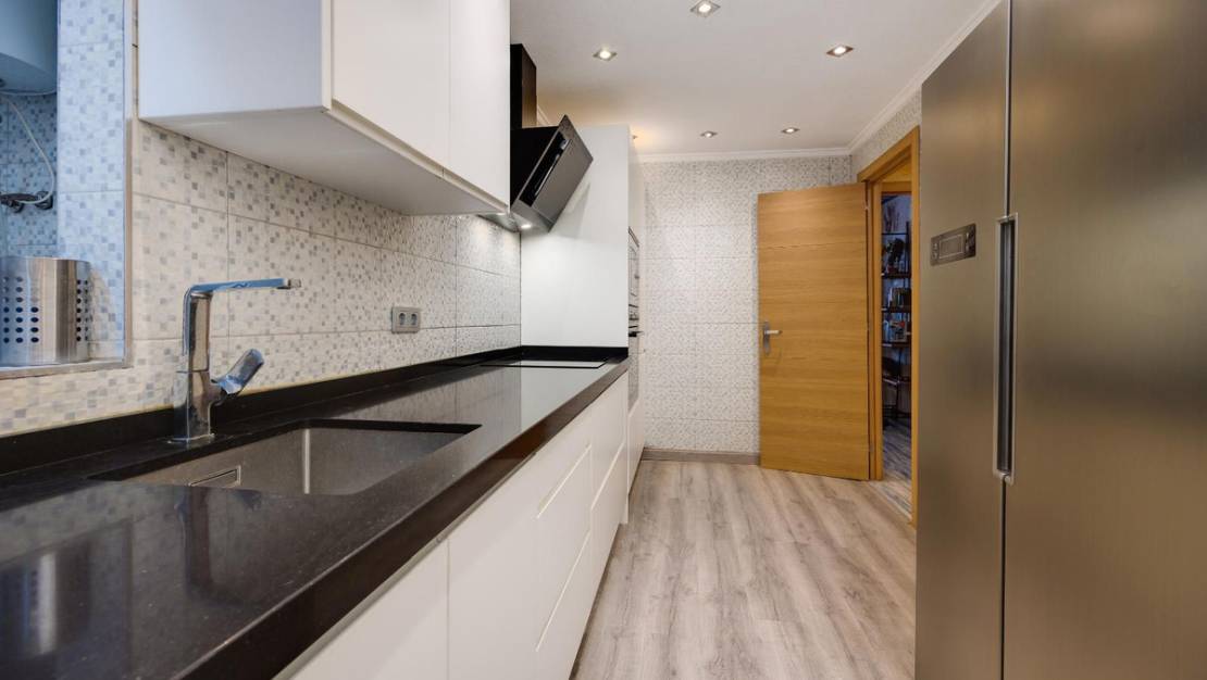 Venta - Apartment - Torrevieja - Torrevieja Centro