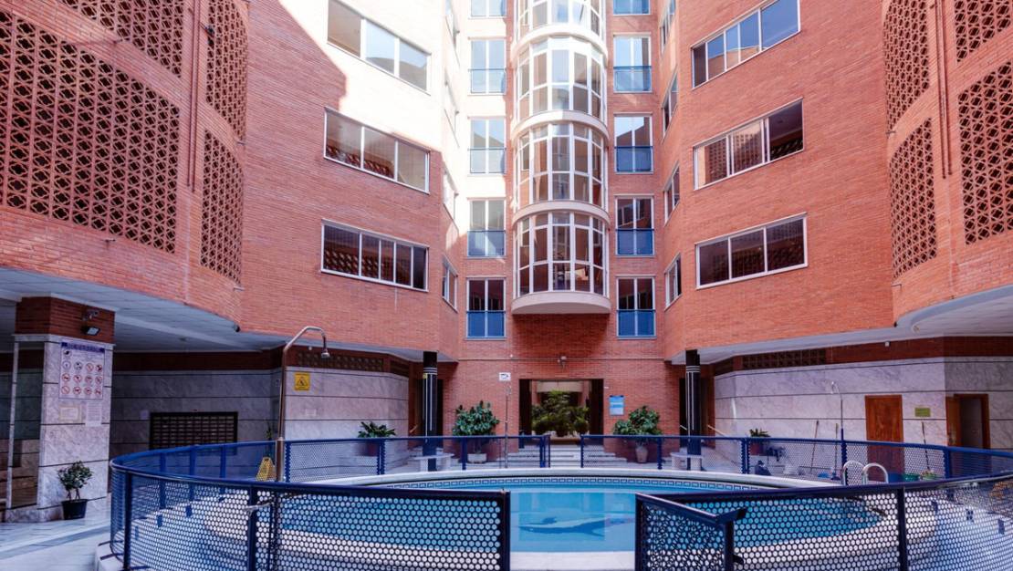 Venta - Apartment - Torrevieja - Torrevieja Centro