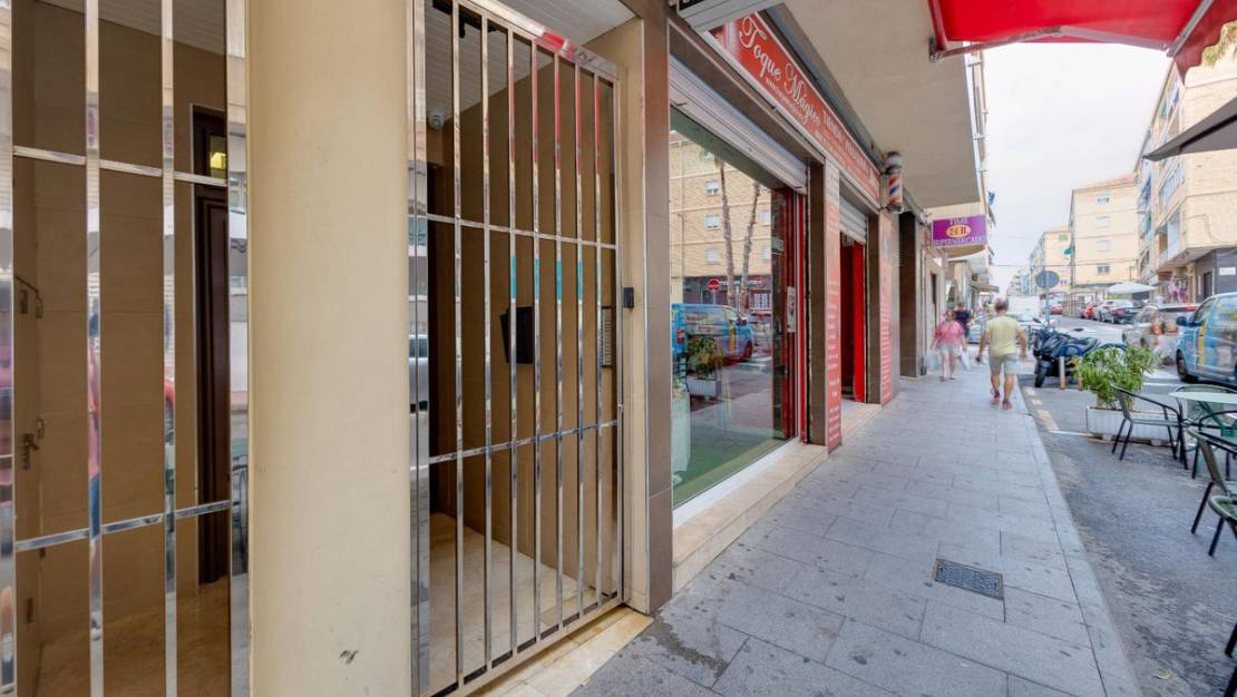 Venta - Apartment - Torrevieja - Torrevieja Centro