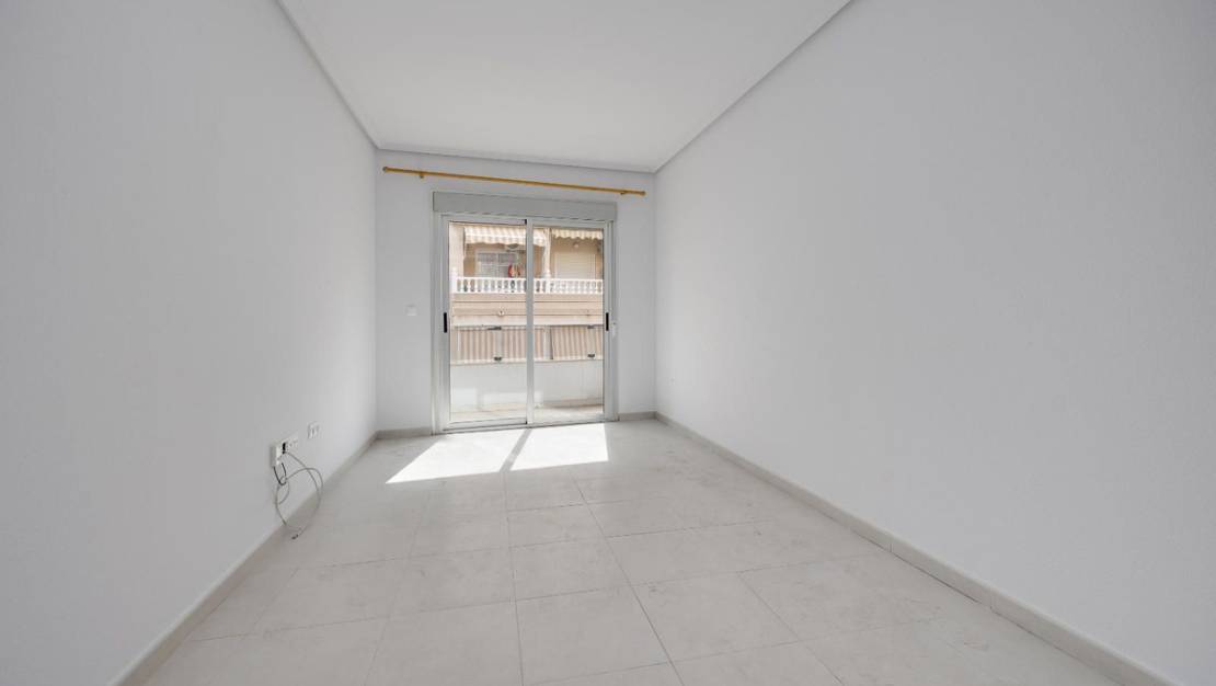 Venta - Apartment - Torrevieja - Torrevieja Centro