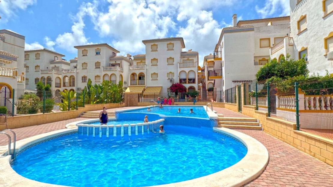 Venta - Apartment - Torrevieja - Torrevieja Centro