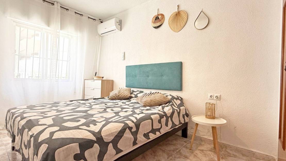 Venta - Apartment - Torrevieja - Torrevieja Centro