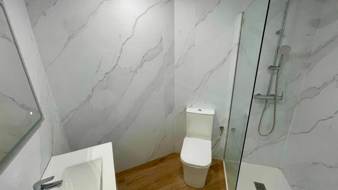 Venta - Apartment - Torrevieja - Torrevieja Centro