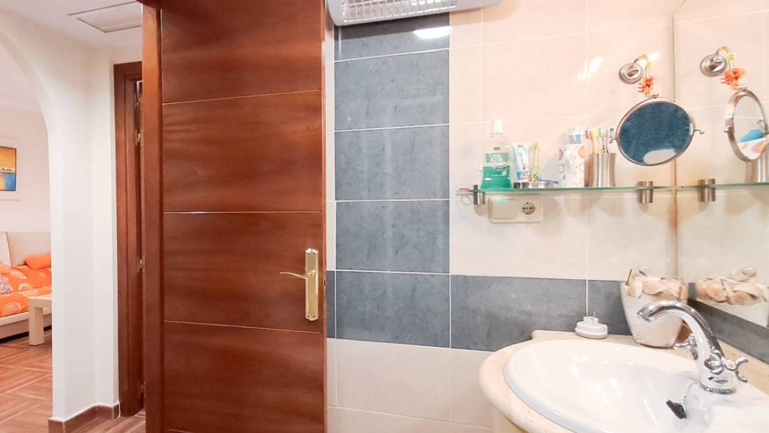 Venta - Apartment - Torrevieja - Torrevieja Centro