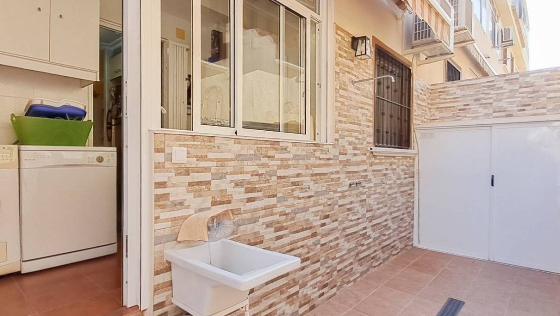 Venta - Apartment - Torrevieja - Torrevieja Centro