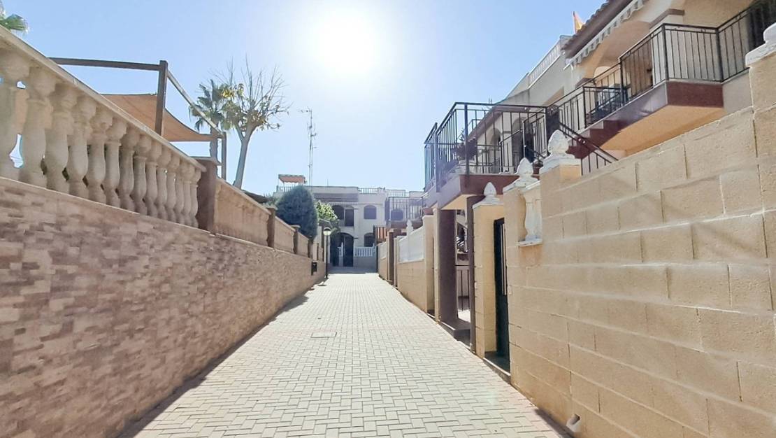 Venta - Apartment - Torrevieja - Torrevieja Centro