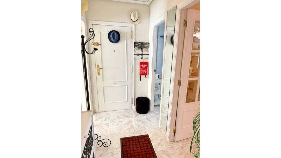 Venta - Apartment - Torrevieja - Torrevieja Centro