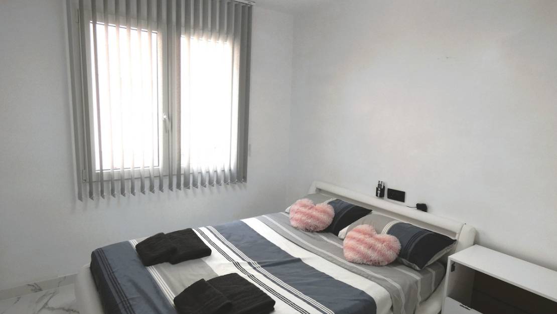 Venta - Apartment - Torrevieja - Torrevieja Centro