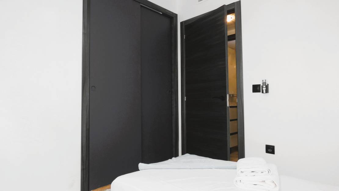 Venta - Apartment - Torrevieja - Torrevieja Centro