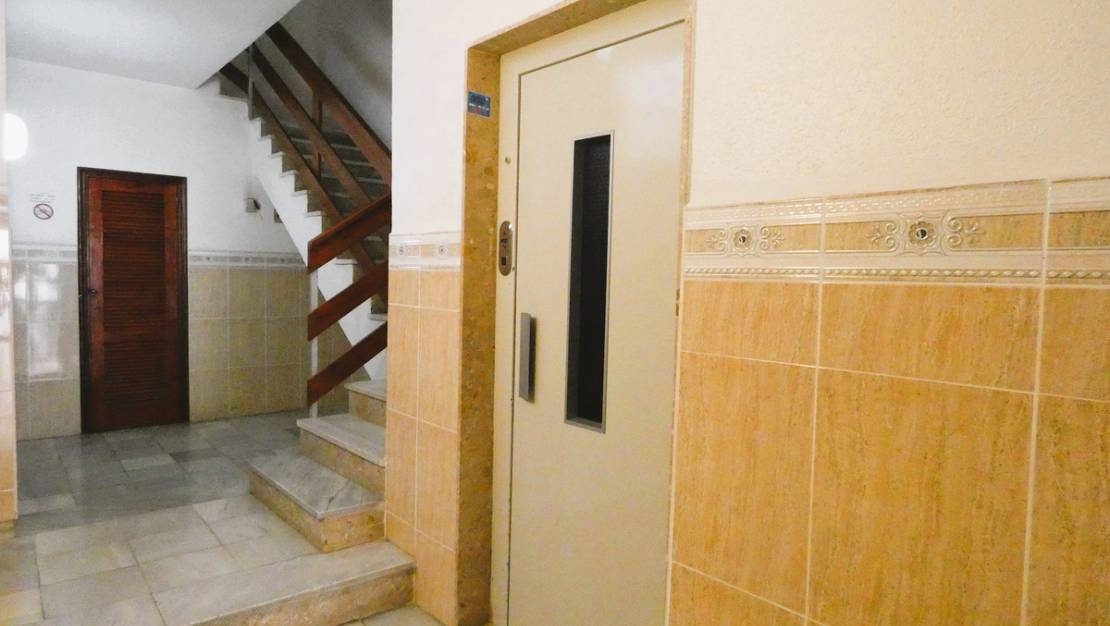 Venta - Apartment - Torrevieja - Torrevieja Centro