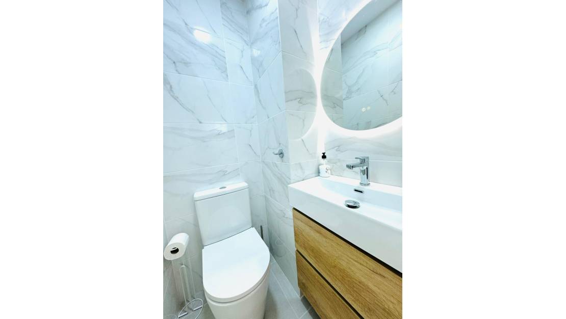 Venta - Apartment - Torrevieja - Torrevieja Centro