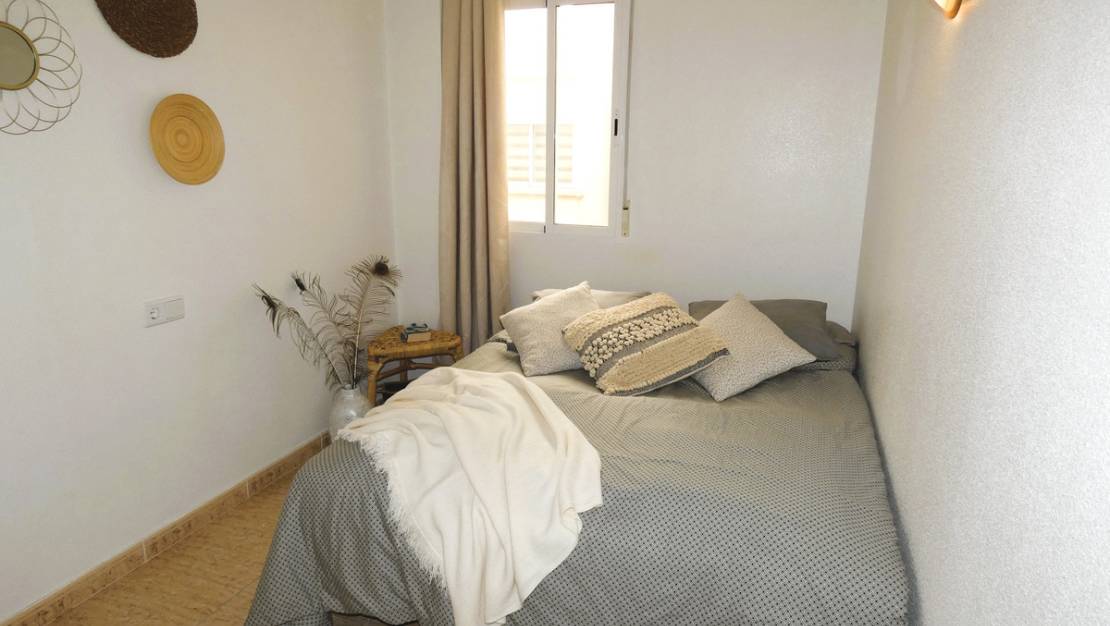 Venta - Apartment - Torrevieja - Torrevieja Centro